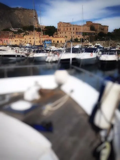 فندق باليرموفي  Boat And Breakfast 0*, باليرمو